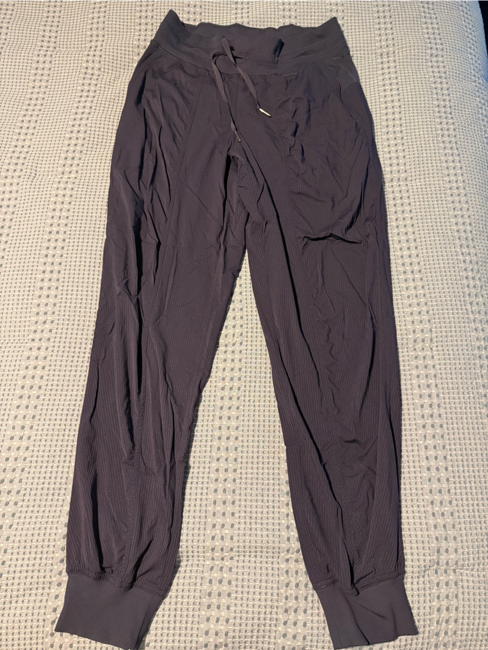 lululemon athletica women's jogger pants in dark brown
